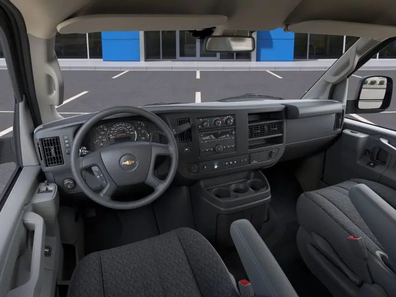 
								New 2025 Chevrolet Express Cargo Van full									