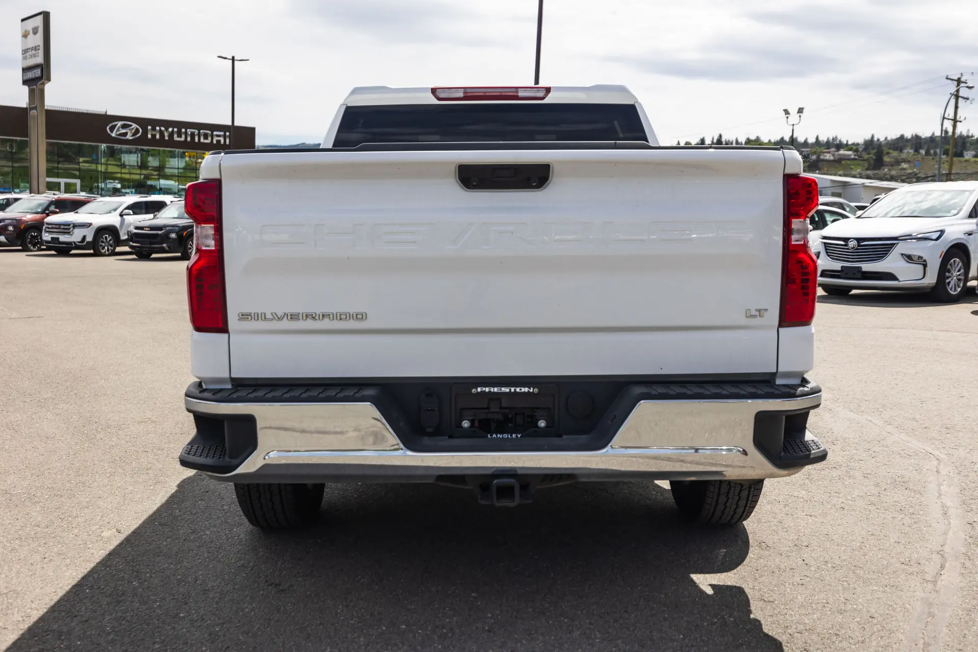 
								2025 Chevrolet Silverado 1500 LT full									