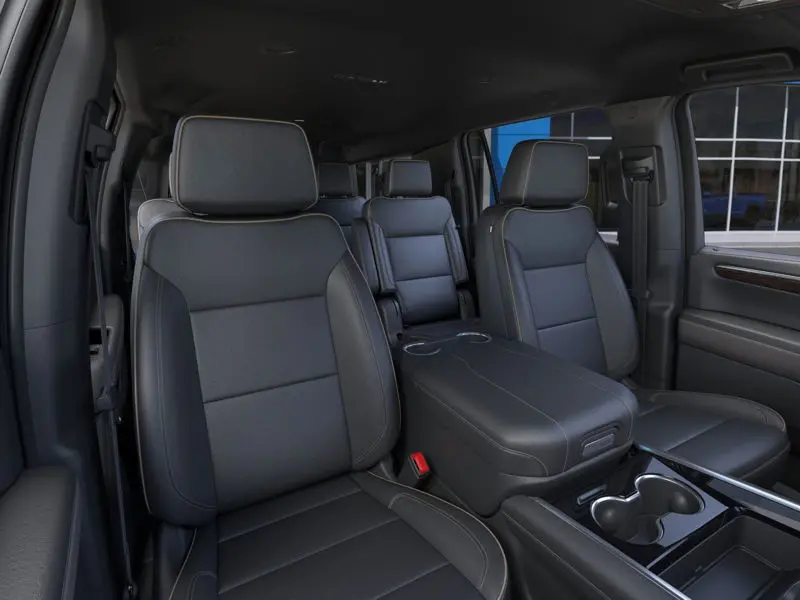 
								New 2025 Chevrolet Suburban Premier full									