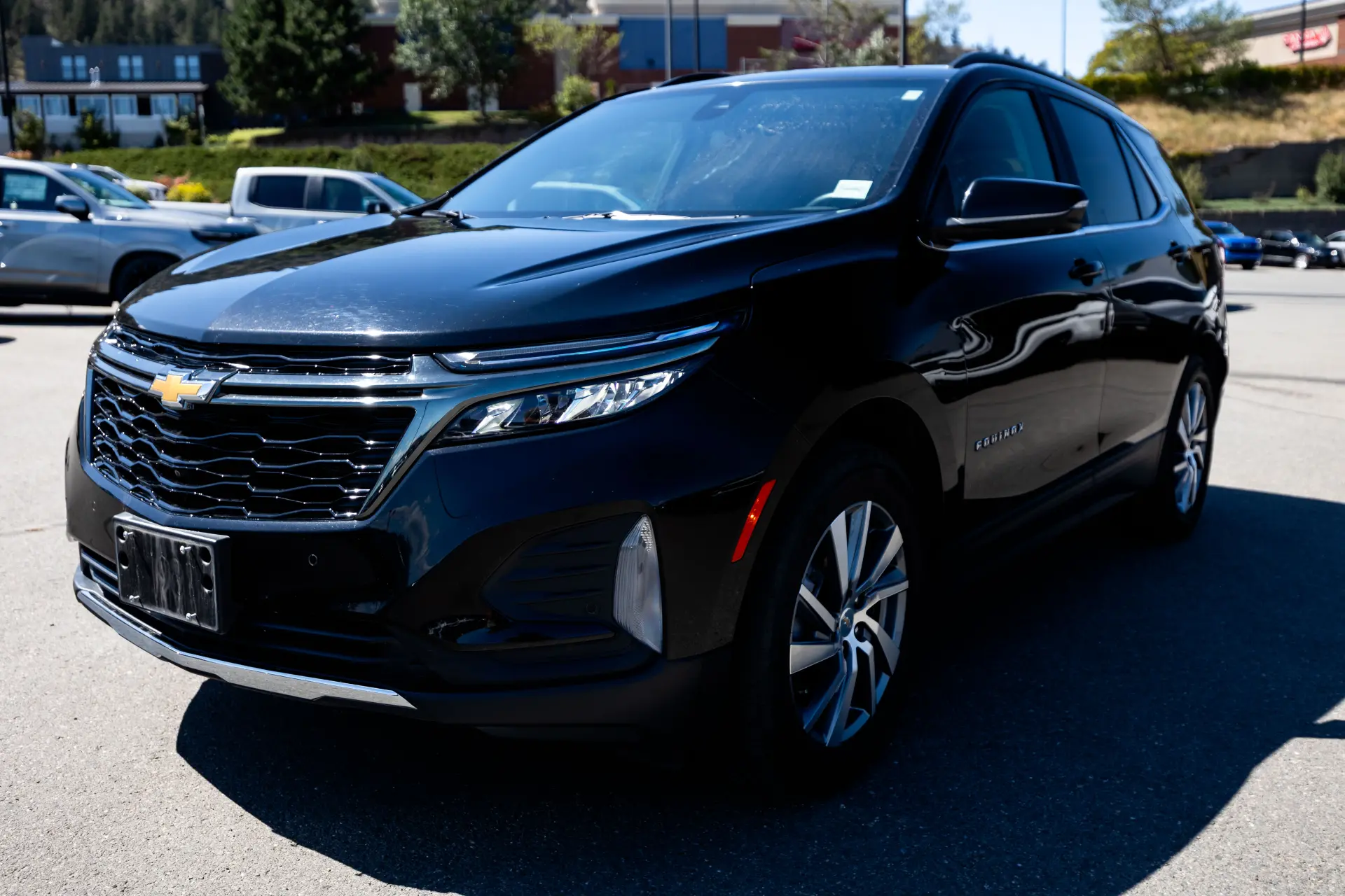 
								2022 Chevrolet Equinox LT full									