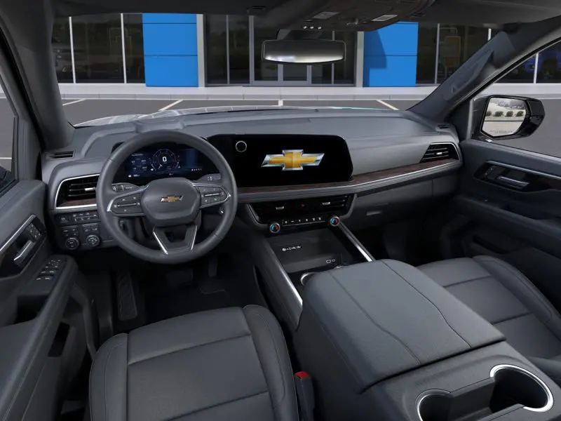 
								New 2025 Chevrolet Suburban LT full									